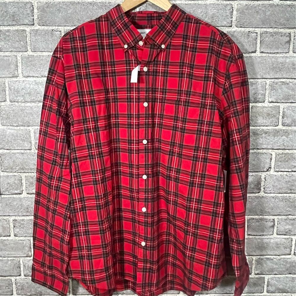 Old Navy Men's XL Red Plaid Long Sleeve Button-Up Shirt